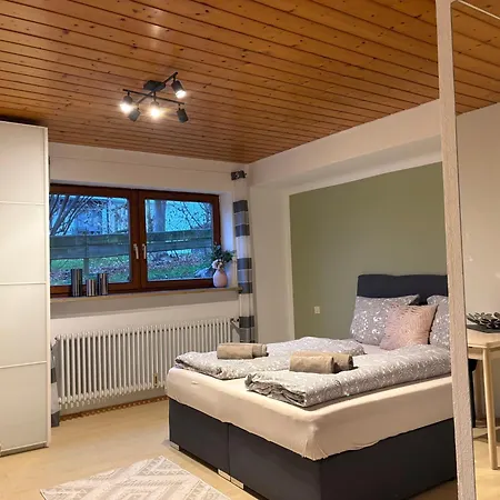 Ruhig Gelegenes Ferienzimmer In شقة