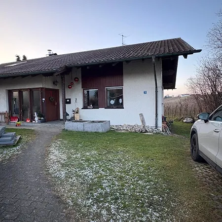 Ruhig Gelegenes Ferienzimmer In Apartmán Bodolz