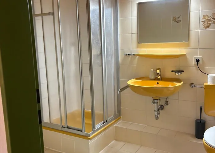Appartement Ruhig Gelegenes Ferienzimmer In